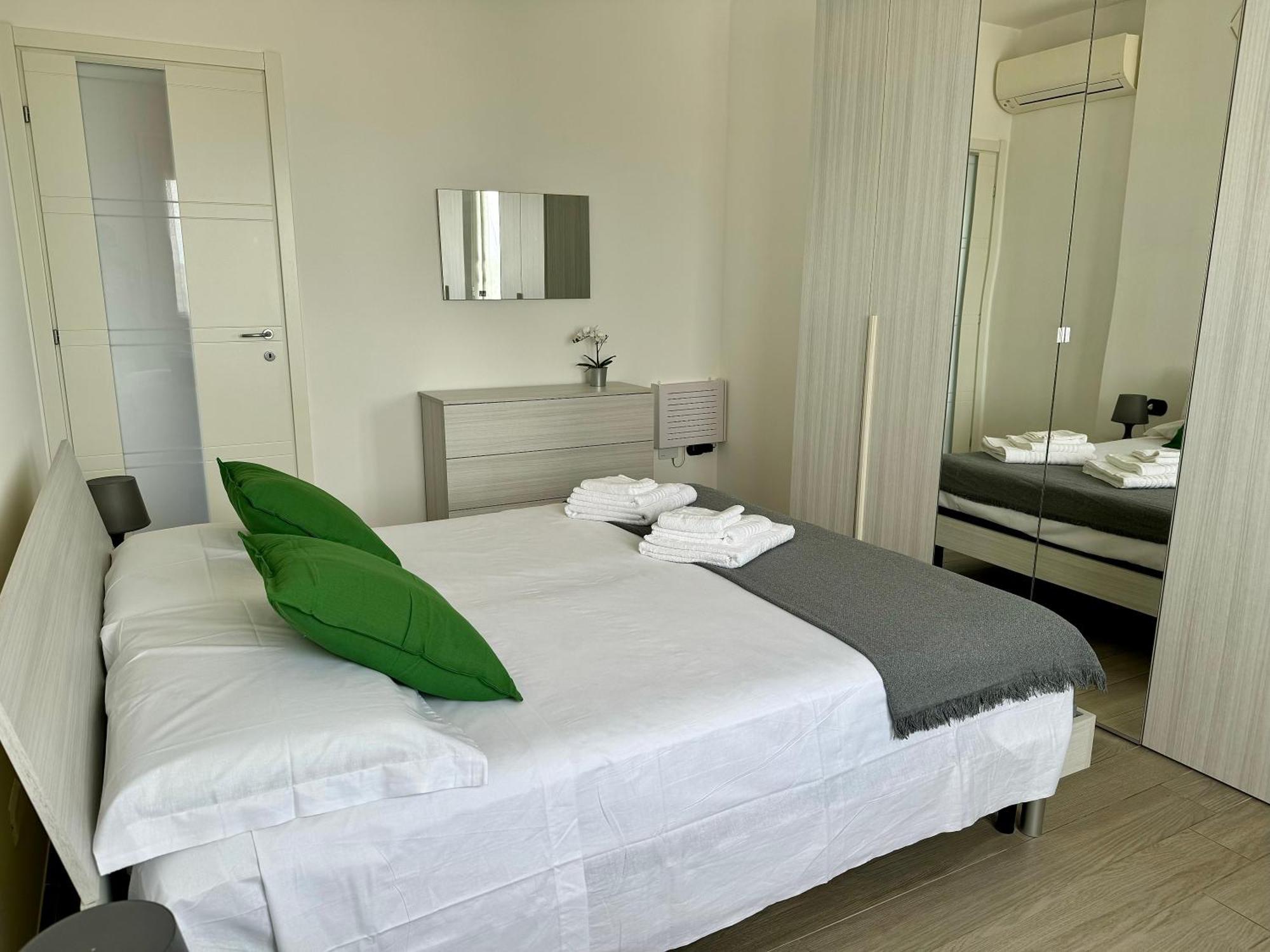 La Casa Di Paolo - Bollate Centro Apartment ภายนอก รูปภาพ